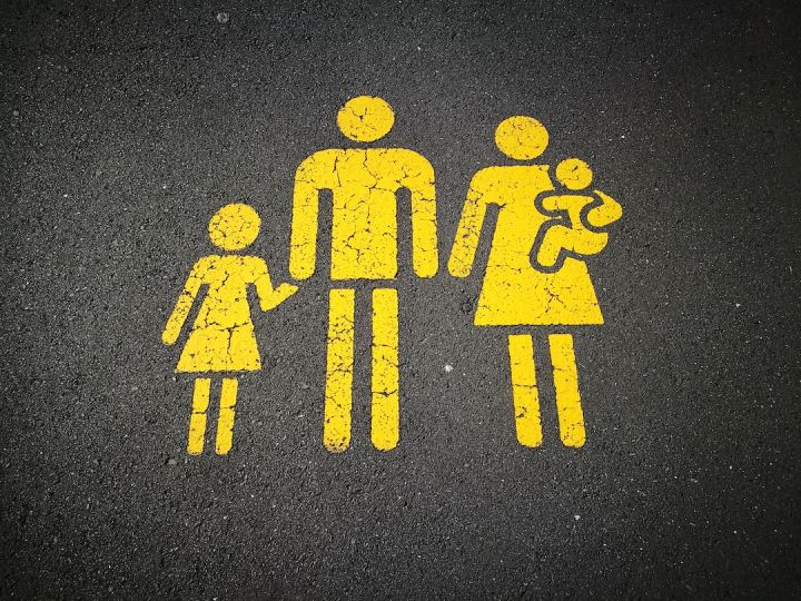 Family-friendly - yellow family sign